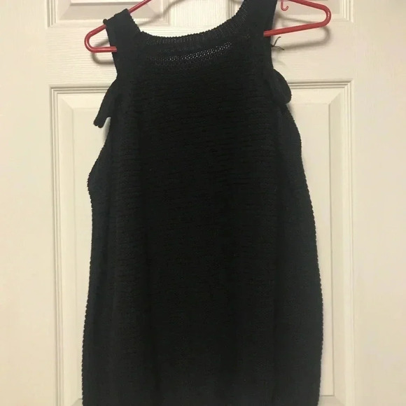 Long Sleeve Black Sweater - Picture 2 of 4